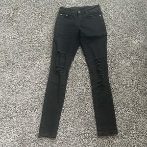 Stylish Black Distressed Women Jeans
